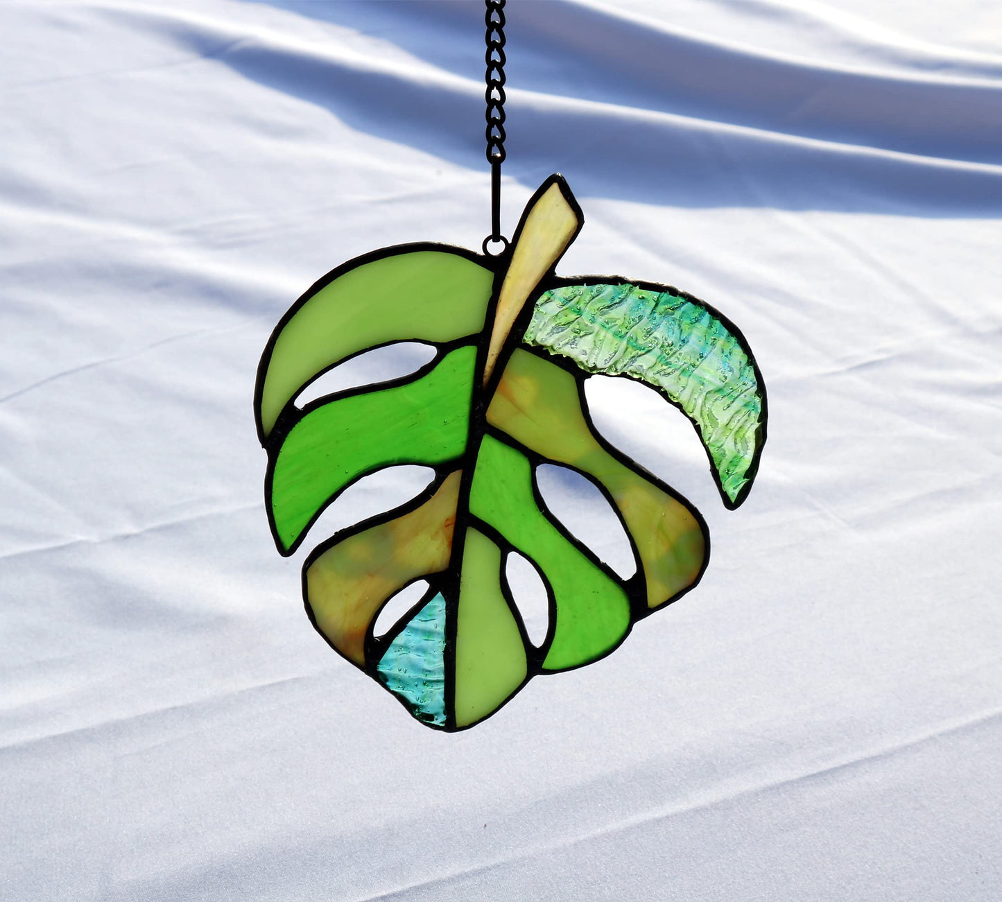 Stained Glass Window Hanging for Plant Lovers, Great Mothers Day Gift Handmade Green Plants Artificial,Suncatcher Plant Gifts for Women,Grandma,Mother's Day,Christmas