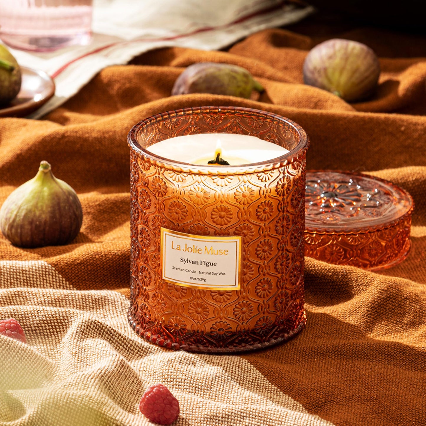 LA JOLIE MUSE Glass Jar Candle