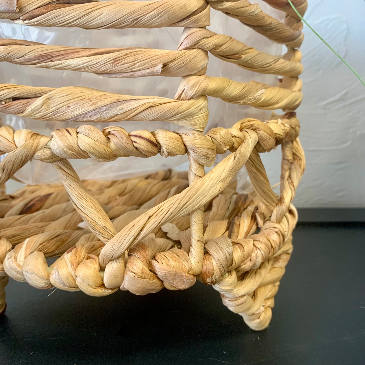 Lined Natural Seagrass Planter