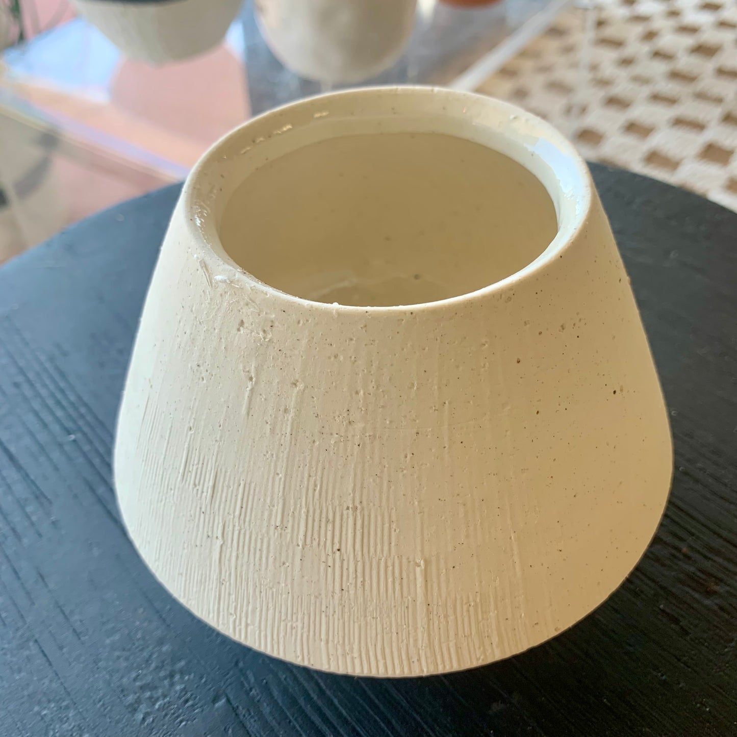 Textured Neutral Pot