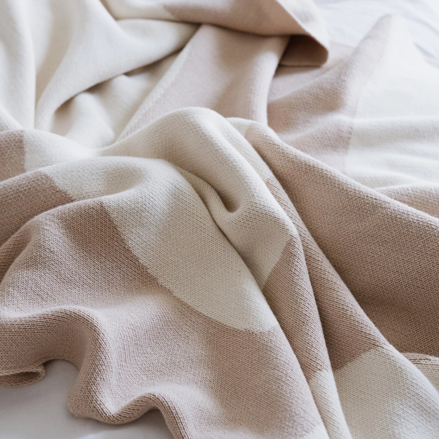 Modern Minimal Geometric Throw Blanket