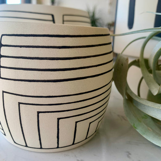 Line Pattern Planter