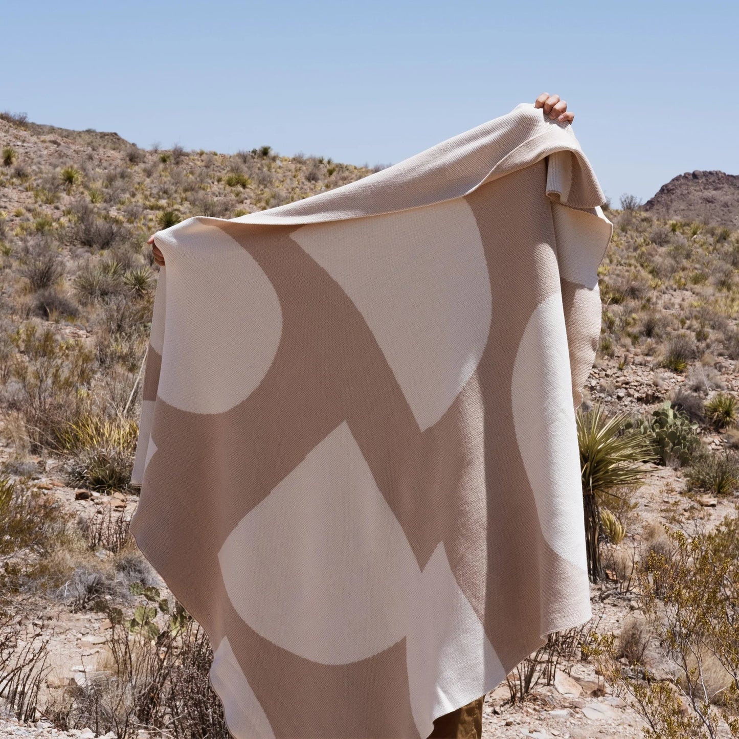 Modern Minimal Geometric Throw Blanket